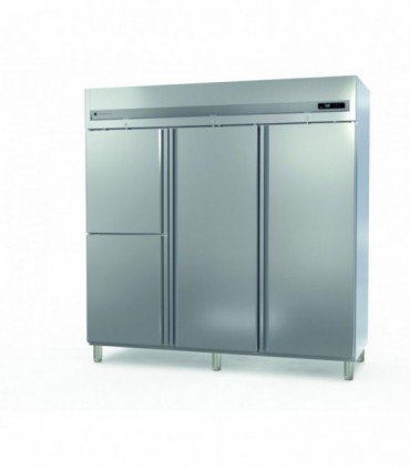 Armoire GN2/1 côtés emboutis positive 3 portes AGR-2004 CORECO Armoire GN2/1 côtés emboutis positive 3 portes AGR-2004 CORECO