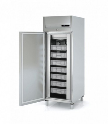 Armoire à casiers positive 1 porte AP-750 CORECO Armoire à casiers positive 1 porte AP-750 CORECO