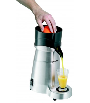 Presse-agrume Joy Bartscher en action